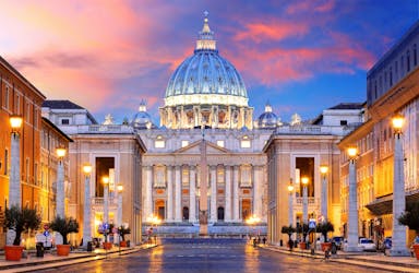 24 or 48-hour hop-on hop-off bus + official Saint Peter’s Basilica audioguide
